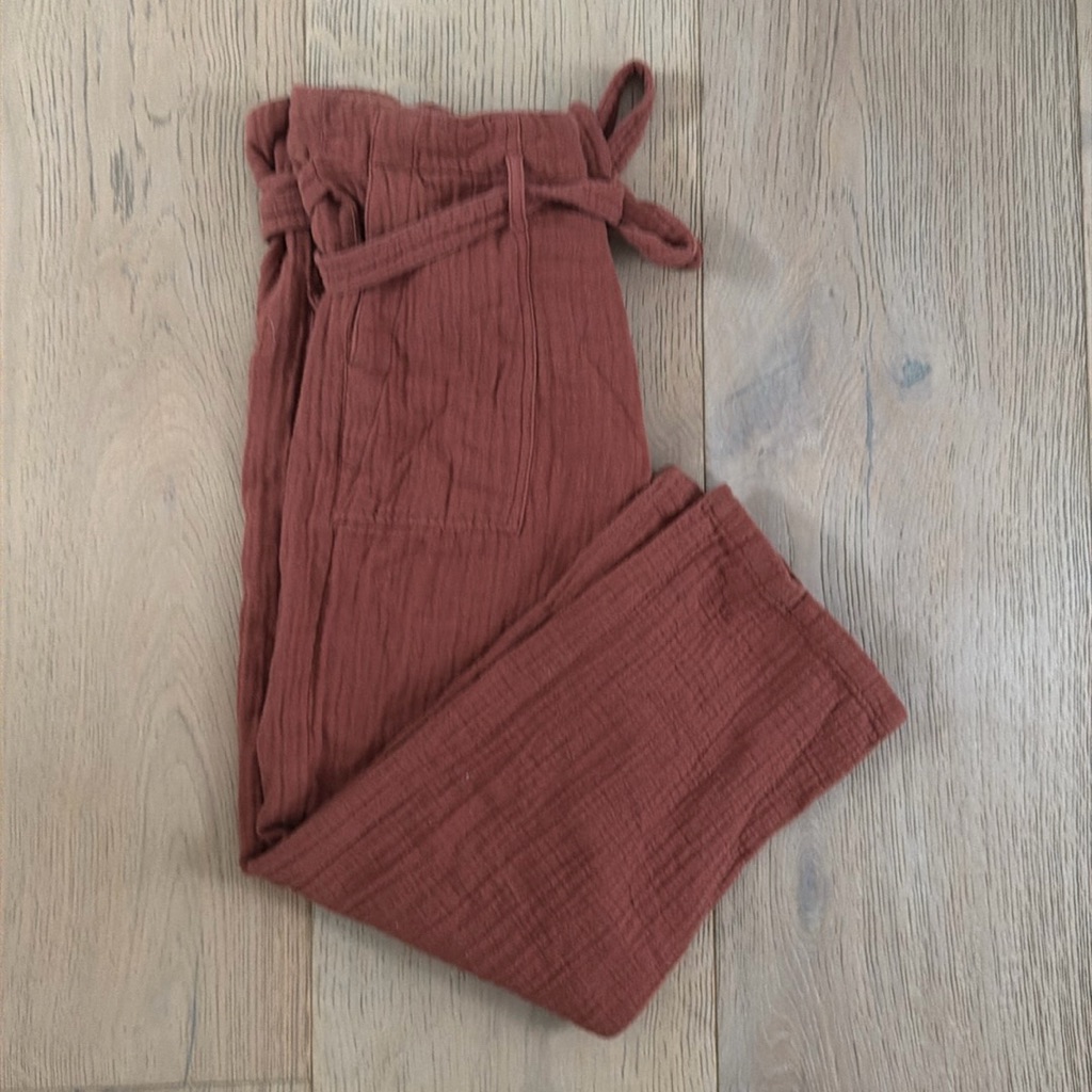 The Great Womenâs Linen Pants Tie